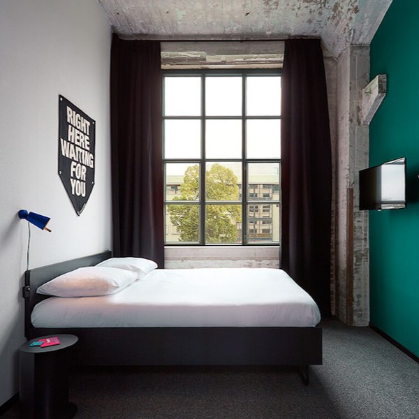 10. The Student Hotel Maastricht hotelkamer_02