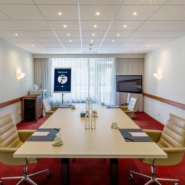 6. Oud London-Interieur-Zalen-Boardroom-2515