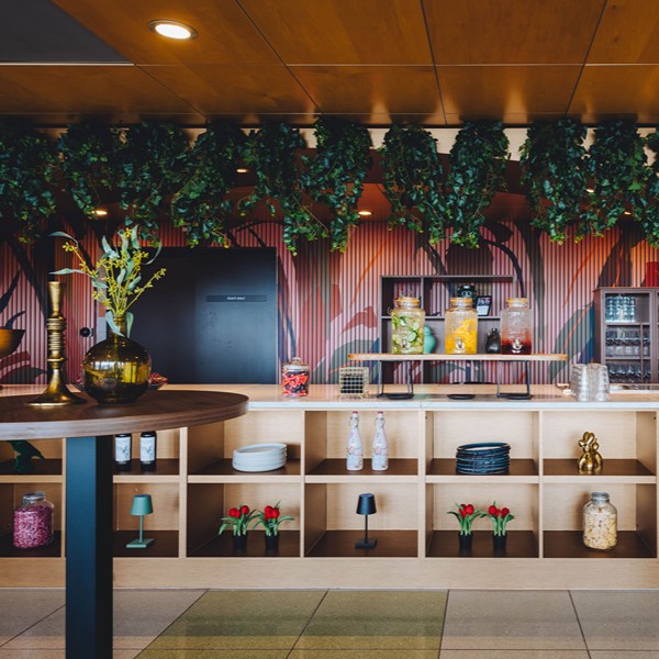Leonardo Ijmuiden - foyer