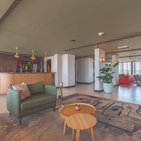 Leonardo Ijmuiden - lobby