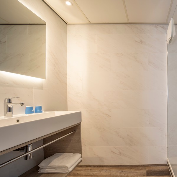 Zeegser - Bathroom