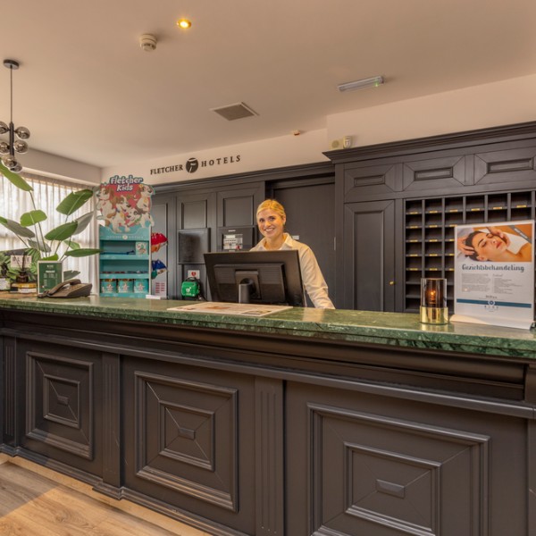 6. Hunzebergen-Interieur-Receptie_66.png