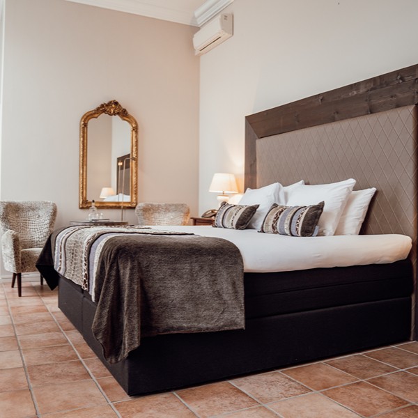 4 deluxe kamer