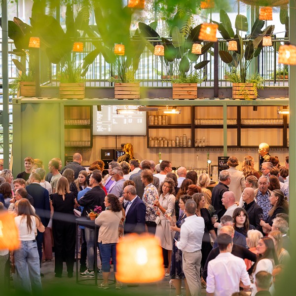 Midden Nederland Hallen - borrel hoge tafels